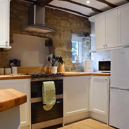 April - Uk2152 別荘 *